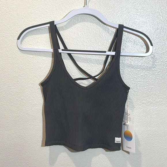 Vuori Women's Rib Crop Tank in Oregano XS - Picture 3 of 8